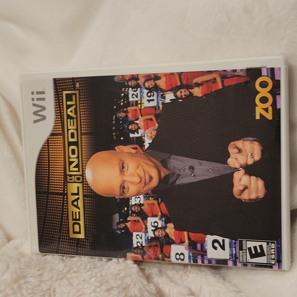 Wii Deal or No Deal video game - Picture 1 of 5